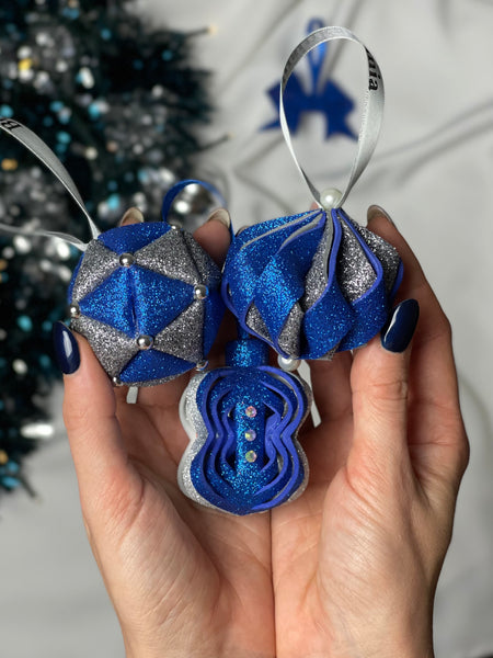 No Sewing Christmas Tree Ornament Pattern – Triangle Ball DIY Craft