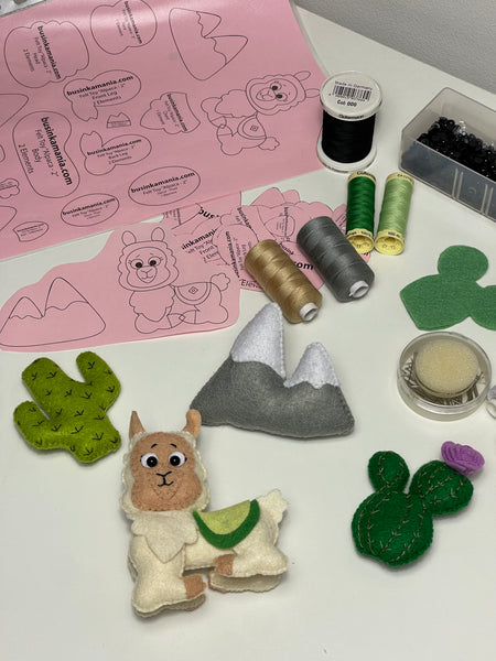 Schnittmuster für ein Frenchie-Filzspielzeug für Hunde