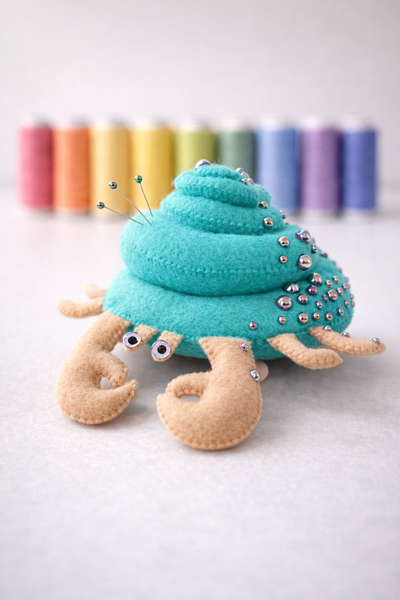 Schnittmuster für ein Frenchie-Filzspielzeug für Hunde