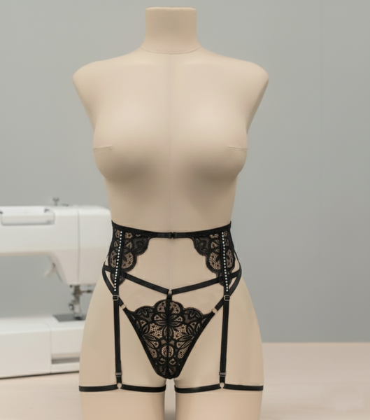 Adjustable Lace Garter Belt "Lara" Sewing Pattern for Beginners
