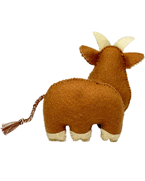 Padrão de costura de brinquedo de feltro de cabra 1