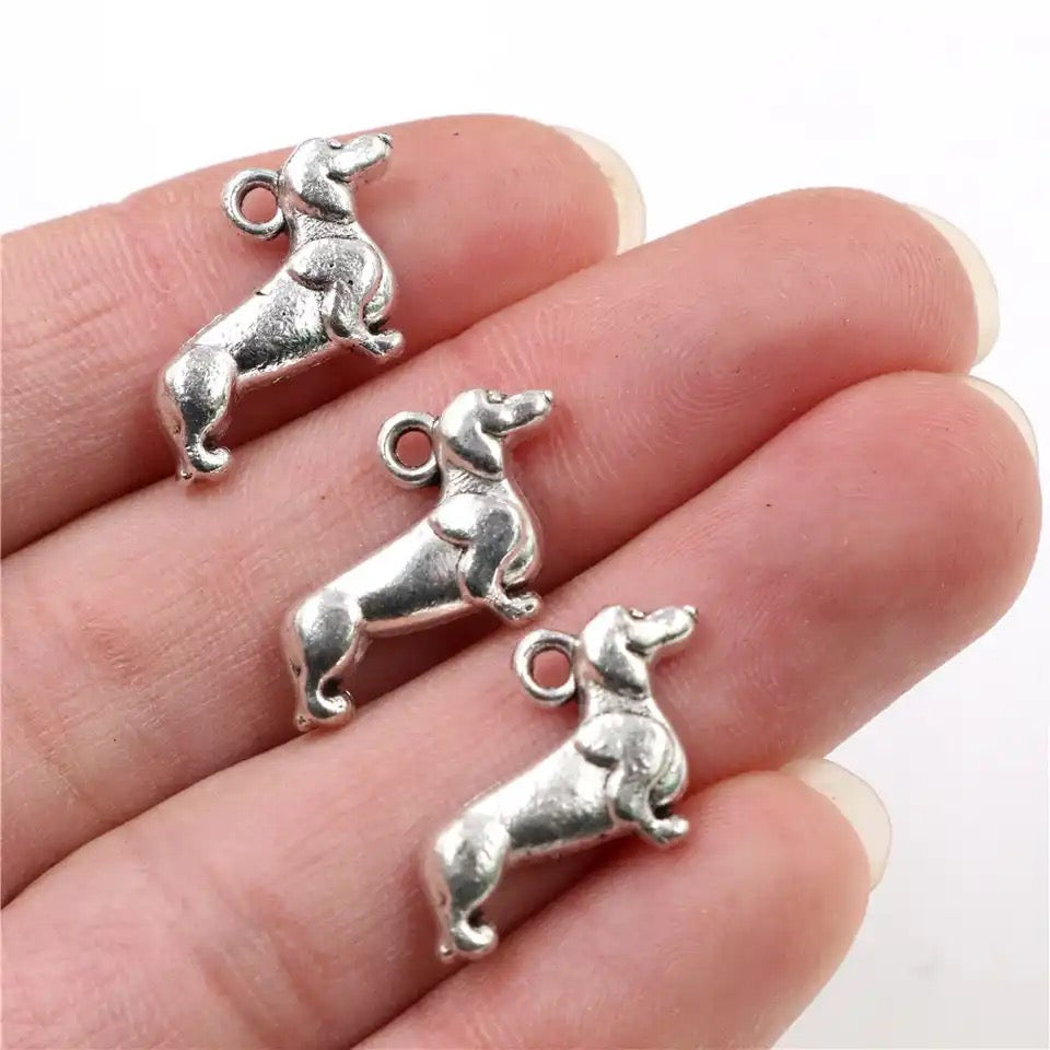 Dachshund Charms 22x13mm 10pcs Antique Silver Plated Dog Handmade Pendant