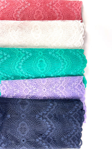 Ajuste elástico del cordón de la malla del estiramiento de nylon de la tela muy suave para la costura de la ropa interior