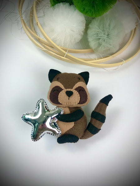 Patrón de costura de juguete de fieltro mapache 3